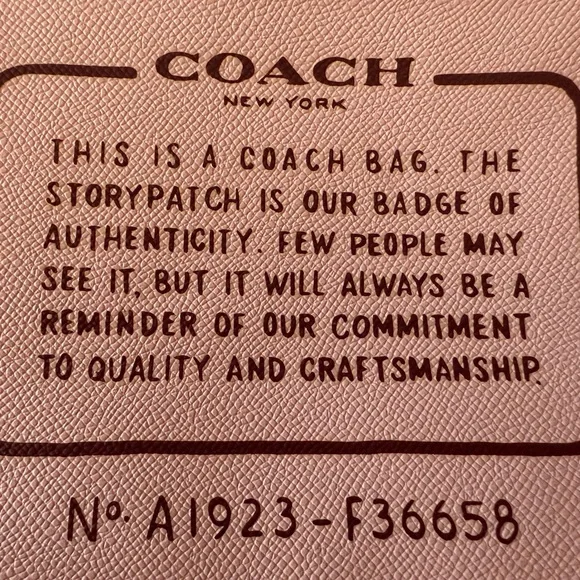 Coach Pink Storypatch Large Wristlet /Clutch / Pouch - Picture 2 of 6